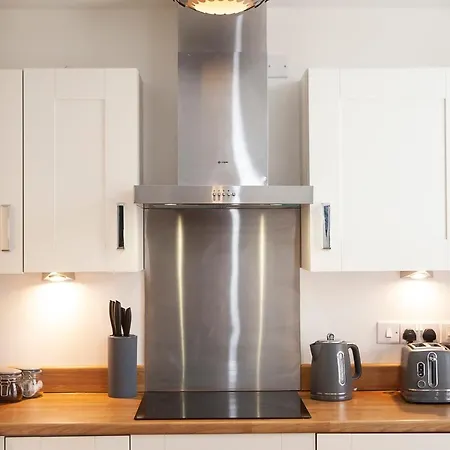 5 Blue Bridge Court ヨーク